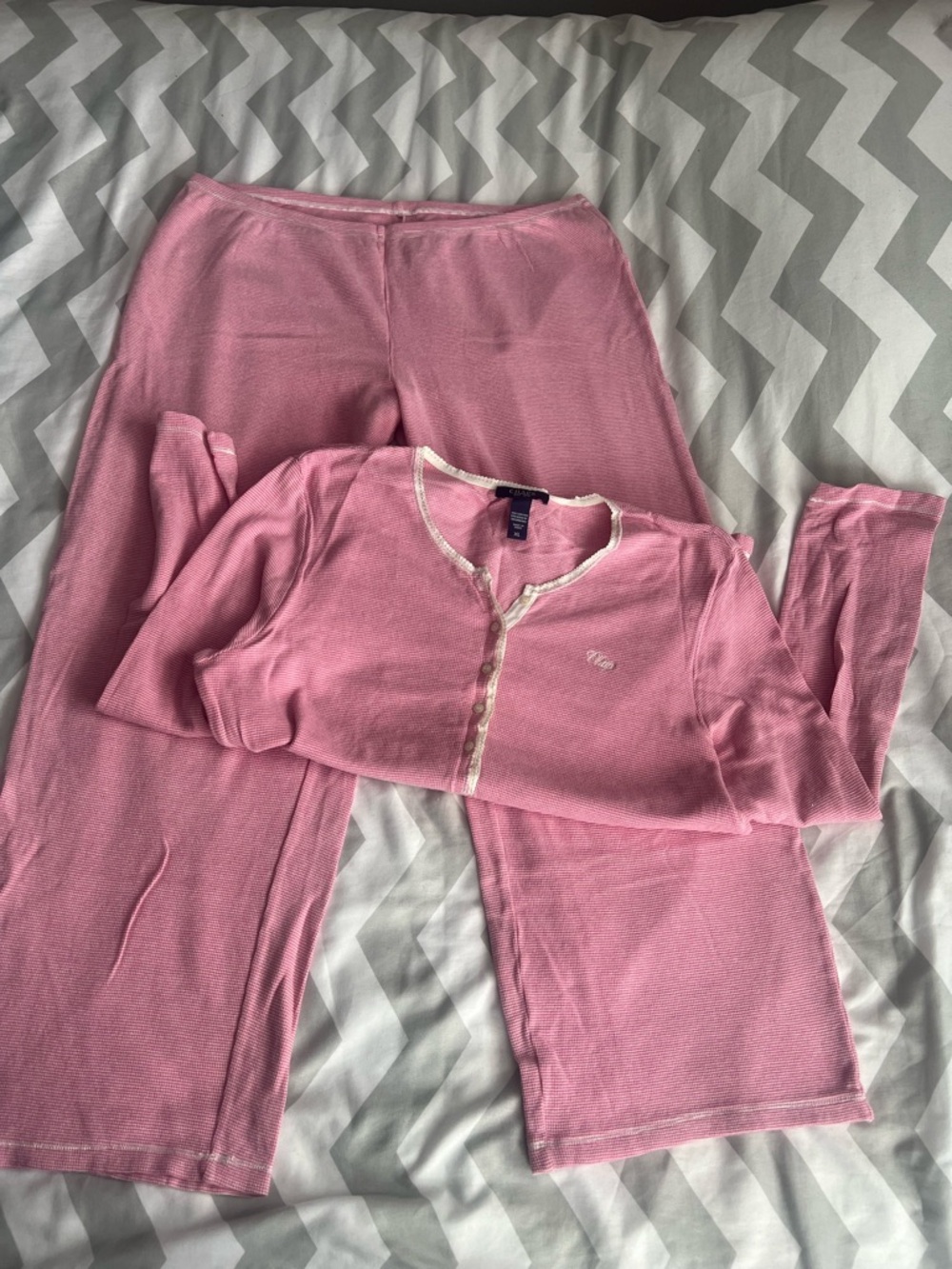 Chaps women’s pink pajama set